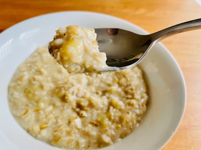 Coconut and Banana Oats