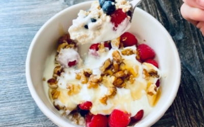 Berries, Oats, Yoghurt & Walnuts